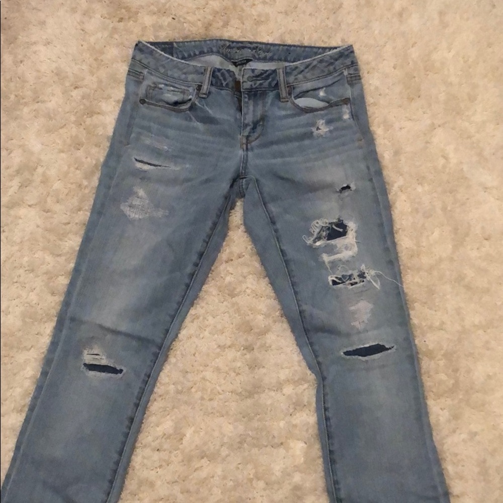 AMERICAN EAGLE light blue denim ripped jeans